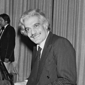 Il s'agit d'Omar Sharif
Omar Sharif au Festival de Cannes 1982