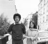 Mariée à 4 reprises, Anouk Aimée a été en couple avec le réalisateur Chouraqui par la suite
Archives - En France à Paris, Anouk Aimée et Elie Chouraqui se promenant dans la rue. Le 29 septembre 1980 © Michel Ristroph via Bestimage