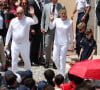 Devant la foule.
Arrivée de la flamme olympique à Monaco en présence de Charlene et Albert de Monaco, 18 juin 2024. Photo de Pascal Le Segretain/Pool/ABACAPRESS.COM