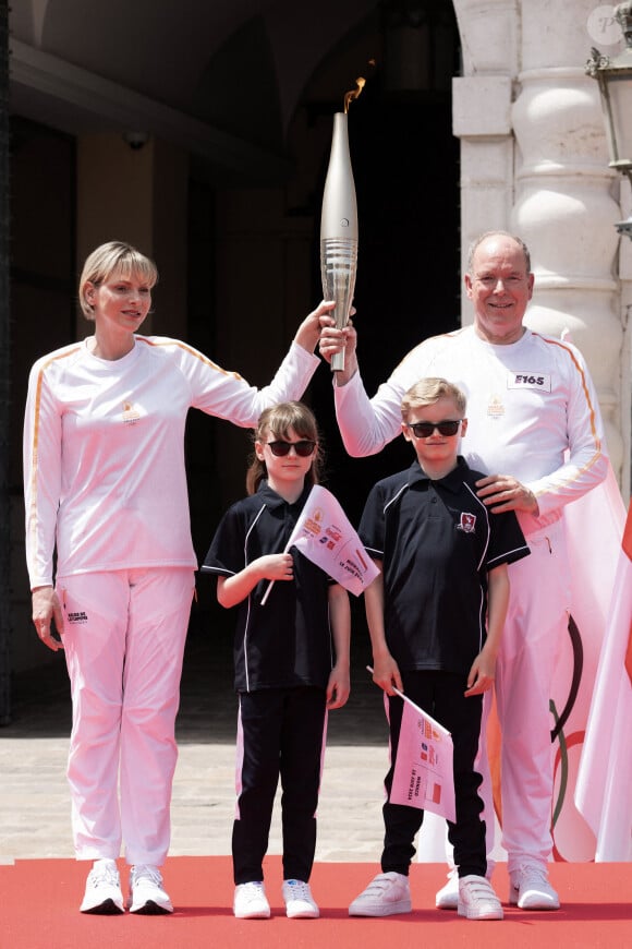 Arrivée de la flamme olympique à Monaco en présence de Charlene et Albert de Monaco, 18 juin 2024. Photo de David Niviere/ABACAPRESS.COM