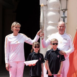 Arrivée de la flamme olympique à Monaco en présence de Charlene et Albert de Monaco. Photo de David Niviere/ABACAPRESS.COM