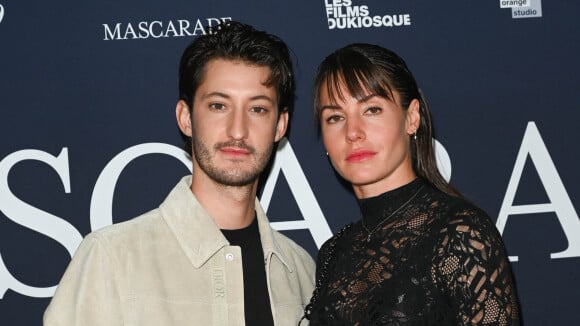 Pierre Niney : L'amour pour ses 2 filles Lola et Billie "aussi éprouvant que génial, fatigant que passionnant"