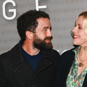 Guillaume Gouix et sa compagne Alysson Paradis - Avant-première du film "Simone, Le Voyage Du Siecle" à l'Unesco à Paris le 28 septembre 2022. © Coadic Guirec/bestimage