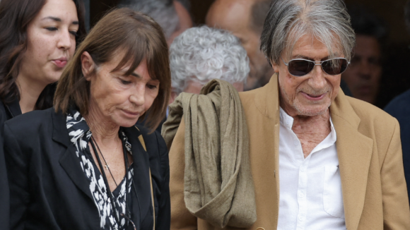 Jacques Dutronc : Sa compagne Sylvie Duval alpaguée par des fans lors de l'hommage à Françoise Hardy, ce rôle clé qu'elle a joué malgré elle