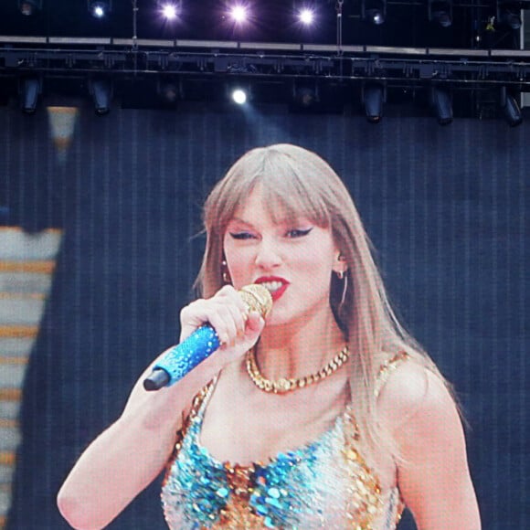 Taylor Swift donne son premier concert à Londres au stade de Wembley, dans le cadre de la tournée Eras Tour, qui bat tous les records, le 21 juin 2024. Ian West/PA Wire