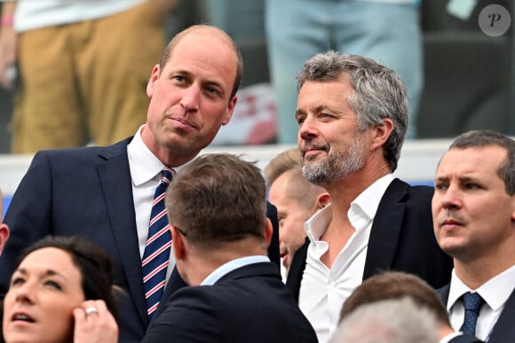 Le prince William de Galles et le roi Frederik X du Danemark lors du match de l'UEFA Euro 2024 entre le Danemark et l'Angleterre à la Frankfurt Arena de Francfort, le 20 juin 2024. Imago/ABACAPRESS.COM