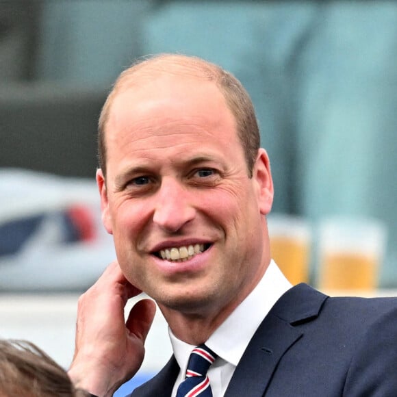 Le prince William comme l'a rarement vu ! 
Le prince William de Galles lors du match de l'UEFA Euro 2024 entre le Danemark et l'Angleterre à la Frankfurt Arena à Francfort. Imago/ABACAPRESS.COM