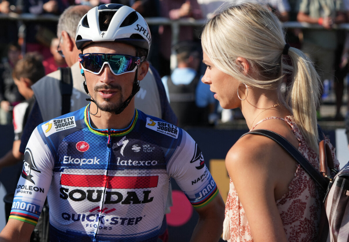 Photo Julian Alaphilippe Et Marion Rousse Lors De La Bretagne Classic 
