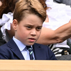 Tennis : Wimbledon 2023 - Angleterre - Finale simple Messieurs- Victoire de Carlos Alcaraz Espagne contre Novak Djokovic Serbie - Royal Box - William Prince de Galles avec son fils Le Prince Georges