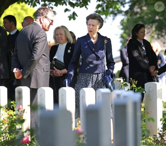 La princesse Anne d'Angleterre au cimetière militaire de Bayeux, à l'occasion des commémorations du 80ème anniversaire du débarquement (D-Day). Le 5 juin 2024 © Jonathan Buckmaster / Mirrorpix / Bestimage