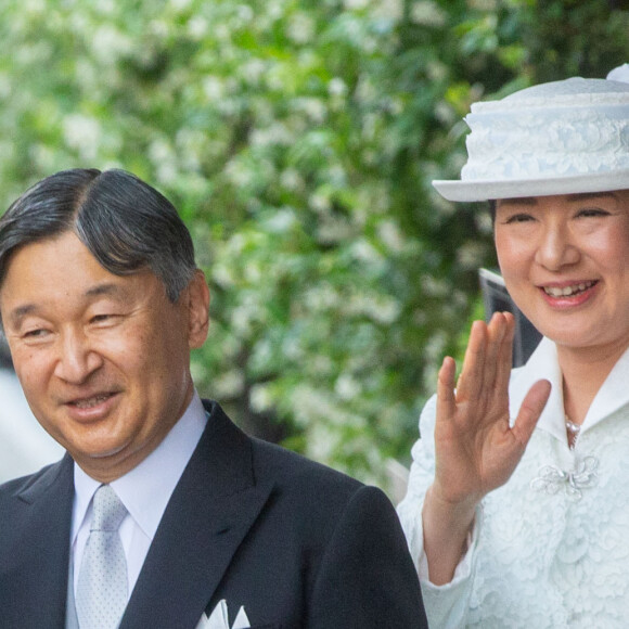 L'empereur Naruhito et l'impératrice Masako quittent leur hôtel avant la cérémonie d'accueil du roi d'Angleterre, le 25 juin 2024. © Tayfun Salci / ZumaPress / Bestimage  June 25, 2024, London, England, United Kingdom: Emperor of Japan NARUHITO and. Empress MASAKO leave their hotel in central London ahead of ceremonial welcoming by King commencing the state visit of the emperor. (Credit Image: © Tayfun Salci/ZUMA Press Wire) 