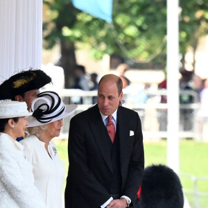 L'impératrice Masako du Japon, la reine consort Camilla, le prince William, prince de Galles - Le roi Charles III d'Angleterre et l'empereur du Japon Naruhito inspectent la garde d'honneur au pavillon royal à Londres le 25 juin 2024. L'empereur et l'impératrice du Japon sont en visite officielle au Royaume Uni du 25 au 28 juin 2024. 