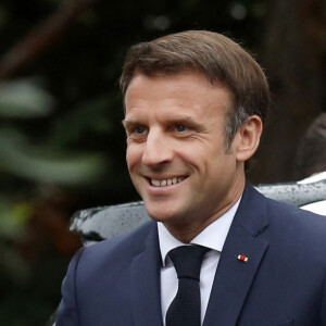 Le président de la République française, Emmanuel Macron vote pour le second tour des élections législatives, au Touquet, France, le 19 juin 2022. © Stéphane Lemouton/Bestimage 