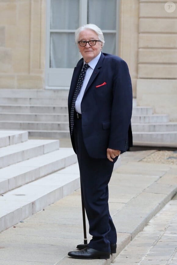 Roland Dumas - Remise des insignes de la Legion d' Honneur par le President de la Republique, Francois Hollande, au Palais de l' Elysee a Paris le 17 septembre 2013.