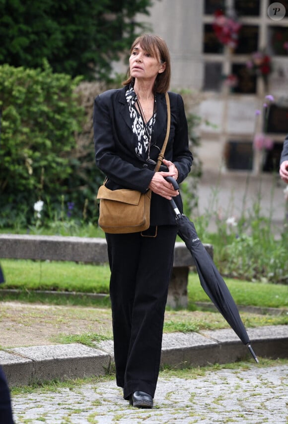 Sylvie Duval quittant la cérémonie d'enterrement de la chanteuse française Françoise Hardy au crématorium du Père Lachaise à Paris, France, le 20 juin 2024. Photo par Raphael Lafargue/ABACAPRESS.COM