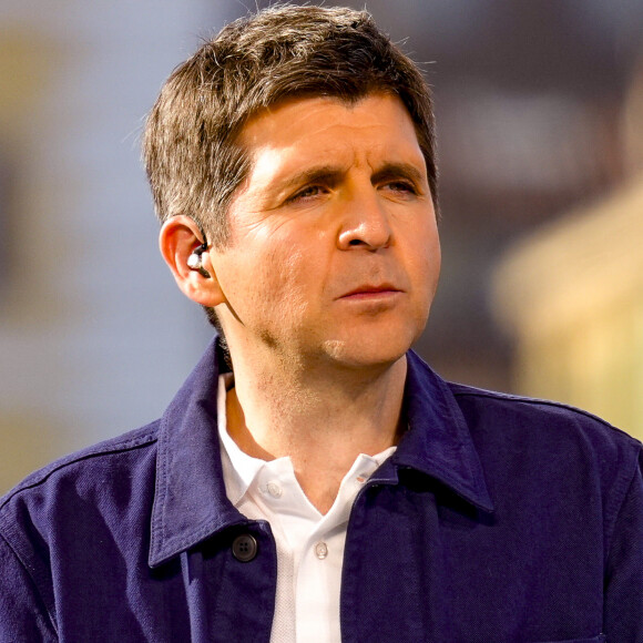 Suite aux témoignages accablants visant Thomas Sotto et sa manière de diriger "Télématin", le directeur de l'information de France Télé est sorti du silence.
Thomas Sotto - L'émission Télématin sur France 2 en direct sur le port de Marseille dans le cadre de l'arrivée de la flamme olympique des JO de Paris.