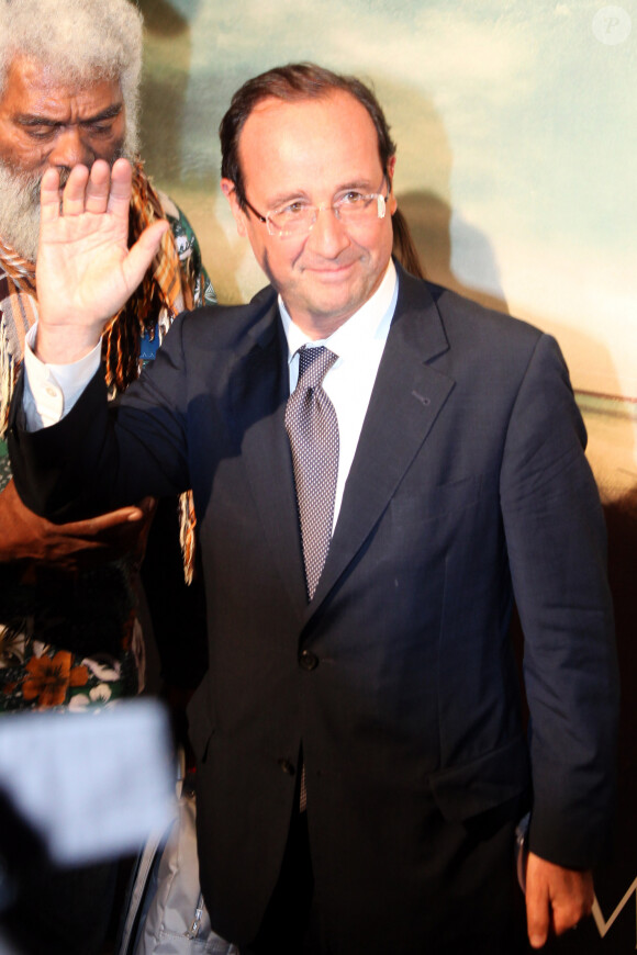 François Hollande - Avant-première du film "L'ordre et la morale" à l'UGC Normandie à Paris, le 8 novembre 2011