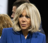 Elle a regretté que certaines personnes passent par elle afin de faire parvenir leurs requêtes au président de la République. 
Emmanuel Macron, président de la République Française, et la Première dame Brigitte Macron, votent pour le deuxième tour des élections législatives au Touquet. © Eliot Blondet/Pool/Bestimage