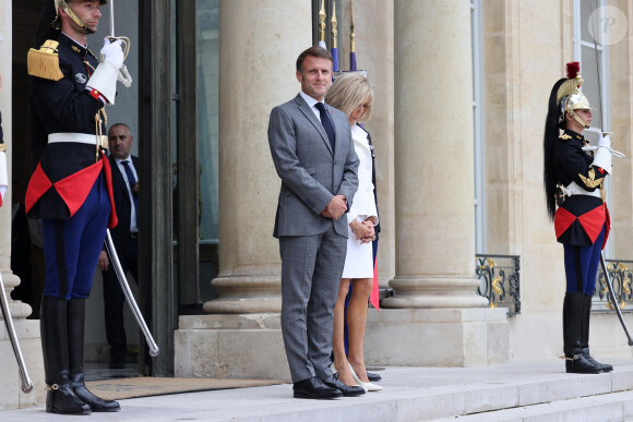 Le Président de la République française, Emmanuel Macron et la première dame Brigitte Macron reçoivent le Roi Abdallah II de Jordanie et la Reine Rania, pour un déjeuner de travail au Palais de l'Elysée à Paris, le 24 juin 2024. © Dominique Jacovides / Bestimage 