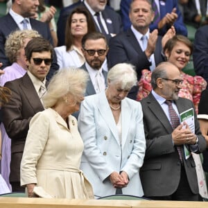 Camilla Parker Bowles, reine consort d'Angleterre, dans la loge royale des championnats de tennis de Wimbledon, le 9 juillet 2024