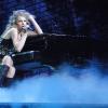 Taylor Swift est en lice pour quatre récompenses lors des Academy of Country Awards et a élaboré une vidéo délirante avec son équipe de choc