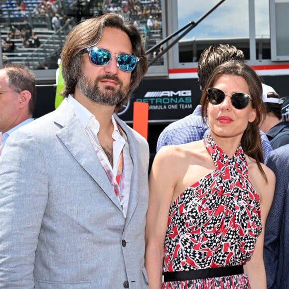 Un film que l'ex de Charlotte Casiraghi a pour rappel produit
Charlotte Casiraghi et Dimitri Rassam sont séparés - Charlotte Casiraghi et son mari Dimitri Rassam - La famille princière de Monaco lors du 80ème Grand Prix de Monaco de Formule 1 à Monaco le 28 mai 2023. © Bruno Bebert/Bestimage 