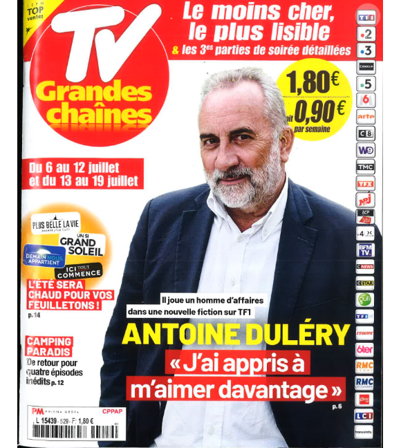 Antoine Duléry en couverture de "TV Grandes Chaines", édition du 1er juillet 2024.