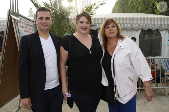 Michele Bernier et sa fille Charlotte Gaccio, son mari Sébastien Pons à l'ouverture de la fête des Tuileries 2014 à Paris