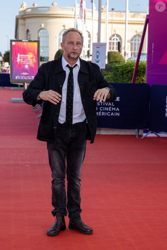 Benoît Poelvoorde à la première de "Comment je suis devenu un super-héros" lors de la clôture du 46ème Festival du Cinéma Américain de Deauville, le 12 septembre 2020. © Olivier Borde/Bestimage 