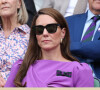 Kate Middleton a appris une nouvelle qui a sûrement dû lui faire froid dans le dos...
Kate Middleton dans la loge royale pour la finale du simple messieurs lors de la dernière journée des championnats de tennis de Wimbledon à Londres. Stephen Lock/i-Images/ABACAPRESS.COM