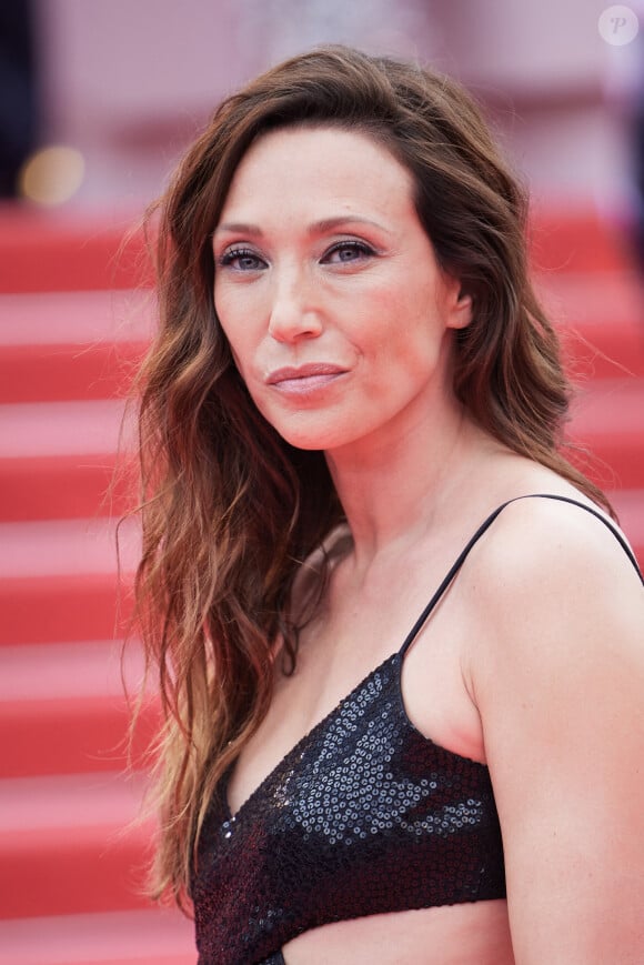 Laura Smet (Michael Kors et Chopard) - Montée des marches du film " Jeanne du Barry " pour la cérémonie d'ouverture du 76ème Festival International du Film de Cannes, au Palais des Festivals à Cannes. Le 16 mai 2023 © Jacovides-Moreau / Bestimage 