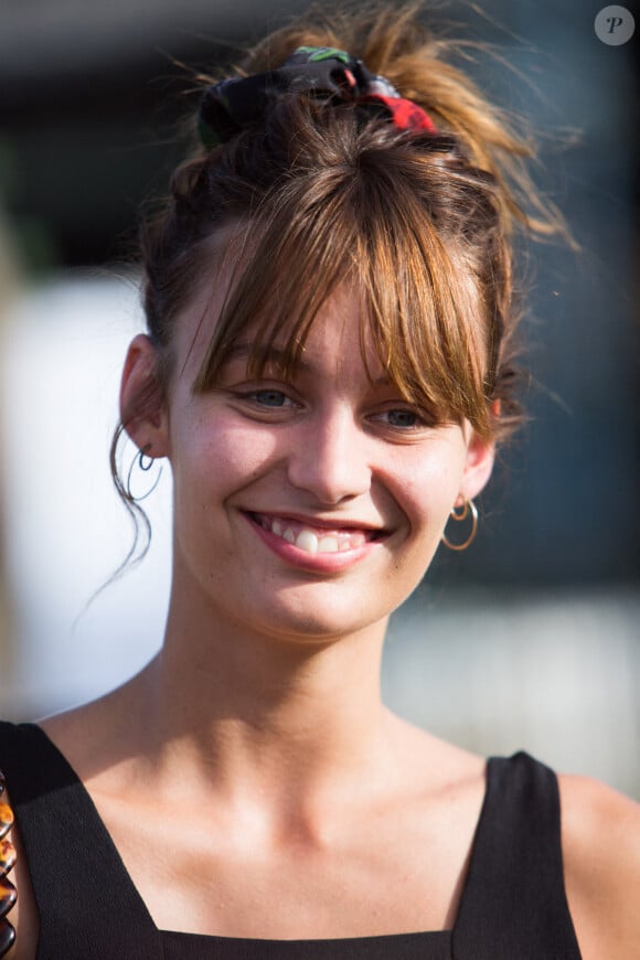 Lena Simonne, mannequin et nouvelle marraine de la FFE et épouse du rappeur belge Roméo Elvis lors de la remise des prix 2019 de la Fondation La France S'Engage (FFE) à Pantin, le 28 juin 2019. Raphaël Lafargue/ABACAPRESS.COM