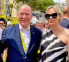 Le souverain monégasque portait comme à son habitude un élégant costume
Le Prince Albert et la Princesse Charlène de Monaco au départ de la 20ème et dernière étape de la 111ème édition du Tour de France à Monaco le 21 juillet 2024. Fabien Faure/Bestimage 