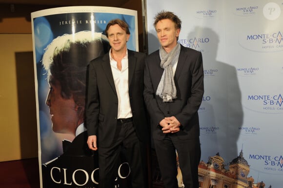 Claude Francois Junior, a gauche, et son frere Marc sont a Monaco le 10 mars 2012, pour l'avant premiere du film Cloclo realise par Florent Emilio Siri avant sa sortie officielle mercredi 14 mars et un jour avant l'anniversaire de la mort du chanteur populaire (11 mars 1978) qui a fait ses debuts d'artistes en Principaute dans l'orchestre de variete de Monaco dirige par Louis Frosio.