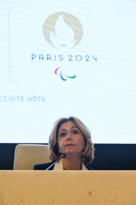 Valérie Pécresse, présidente de la région Ile-de-France, lors de la présentation des infrastructures sportives et des transports pour les jeux olympiques de Paris 2024 au Siège de la région à Saint-Ouen, le 25 mars 2024. © Federico Pestellini / Panoramic / Bestimage