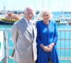 Durant deux jours, la semaine passée, le couple royal s'est envolé sur les îles Anglo-Normandes, dépendances de la Couronne.
Le roi Charles III d'Angleterre et Camilla Parker Bowles, reine consort d'Angleterre, en visite officielle à Guernesey à Saint-Pierre-Port, le 15 juillet 2024. 