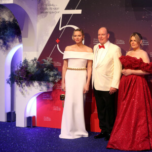 Le prince Albert II et la princesse Charlene de Monaco, Camille Gottlieb - 75ème édition du Gala de la Croix Rouge monégasque au Sporting Monte-Carlo à Monaco le vendredi 19 juillet 2024. © Jean-François Ottonello / Nice-Matin / Bestimage