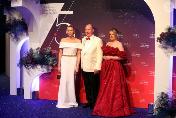 Le prince Albert II et la princesse Charlene de Monaco, Camille Gottlieb - 75ème édition du Gala de la Croix Rouge monégasque au Sporting Monte-Carlo à Monaco le vendredi 19 juillet 2024. © Jean-François Ottonello / Nice-Matin / Bestimage