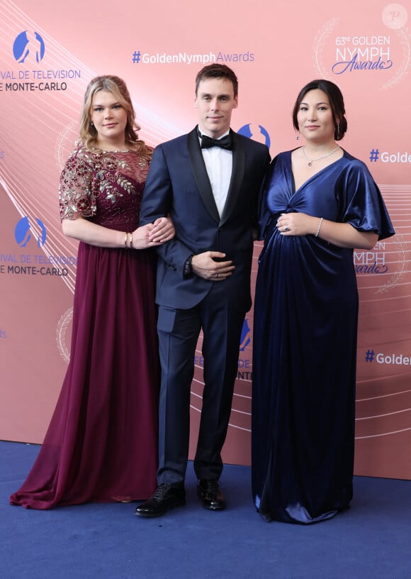 Louis Ducruet, Marie Ducruet (enceinte) et Camille Gottlieb - La famille princière au photocall et cérémonie de clôture de la 63ème édition du Festival de Télévision de Monte-Carlo (63rd Golden Nymph) au Grimaldi Forum à Monaco le 18 juin 2024. © Denis Guignebourg / Bestimage 