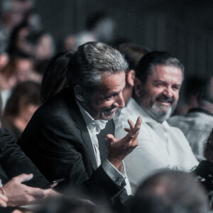 Nicolas Sarközy au début de la représentation de son épouse la chanteuse et mannequin Carla Bruni a donnée au festival Veranos de la Villa 2024, au Centro de Cultura Contemporánea Conde Duque, le 28 juillet 2024, à Madrid (Espagne).