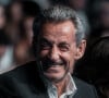 Une nouvelle représentation qu'il n'aurait loupé pour rien au monde !
Nicolas Sarkozy au début de la représentation de son épouse, la chanteuse et mannequin Carla Bruni a donnée au festival Veranos de la Villa, au Centro de Cultura Contemporánea Conde Duque.