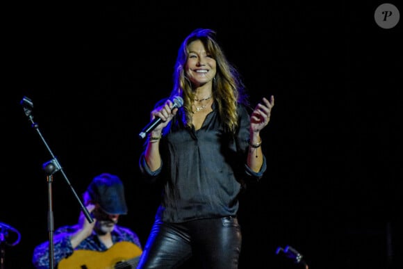 28 juillet 2024, Madrid, ESPAGNE : La chanteuse italo-française entame sa tournée en Espagne et offre un concert acoustique au Centro Conde Duque de Madrid dans le cadre des Veranos de la Villa (Image de crédit : © Richard Zubelzu/ZUMA Press Wire).