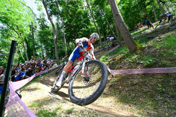 Victor Koretzky lors de l'épreuve de VTT cross country à Elancourt le 29 juillet 2024 lors des JO de Paris 2024. © Federico Pestellini / DPPI / Panoramic / Bestimage