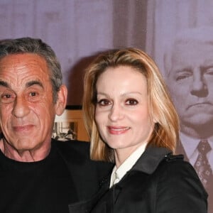 Thierry Ardisson et sa femme Audrey Crespo-Mara - Vernissage de l'exposition Jean Gabin à l'Espace Landowski / Musée des Années 30 à Boulogne-Billancourt le 8 mars 2022. © Coadic Guirev/Bestimage