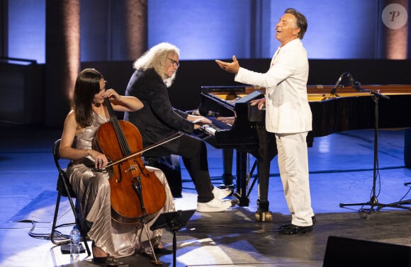 Exclusif - Julie Sévilla-Fraysse, Yvan Cassar et Roberto Alagna lors du spectacle "Air d'opéra et mélodies italiennes" à l'occasion des Nuits Classiques du festival de Ramatuelle. le 31 juillet 2024 © Cyril Bruneau / Festival de Ramatuelle / Bestimage 