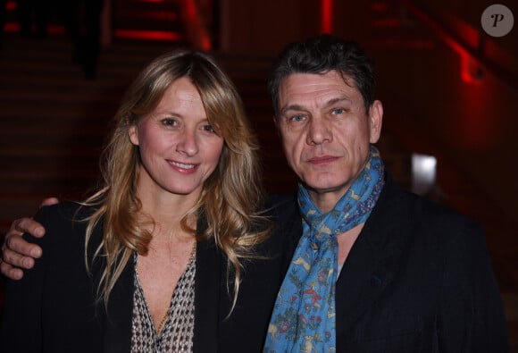 Marc Lavoine a d'abord été marié à Denise Pascale pendant dix ans, puis à Sarah Poniatowski, pendant 23 ans.
Marc Lavoine et Sarah Poniatowski lors de la soirée Bicentenaire de la Caisse d'Epargne au Palais de Chaillot à Paris, le 21 mars 2018. Alain Apaydin/ABACAPRESS.COM