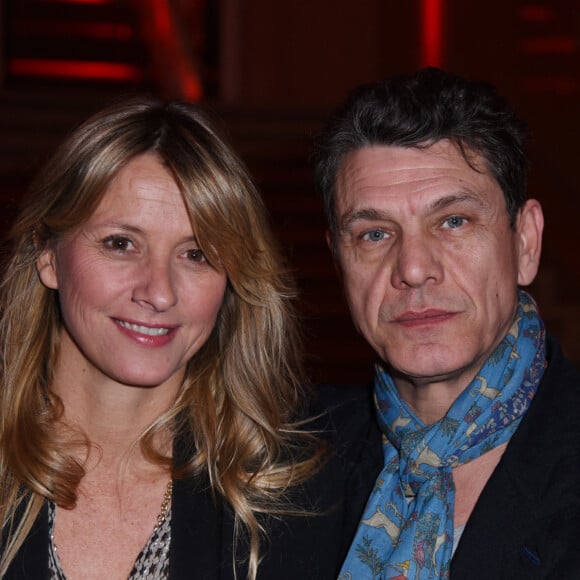 Marc Lavoine a d'abord été marié à Denise Pascale pendant dix ans, puis à Sarah Poniatowski, pendant 23 ans.
Marc Lavoine et Sarah Poniatowski lors de la soirée Bicentenaire de la Caisse d'Epargne au Palais de Chaillot à Paris, le 21 mars 2018. Alain Apaydin/ABACAPRESS.COM