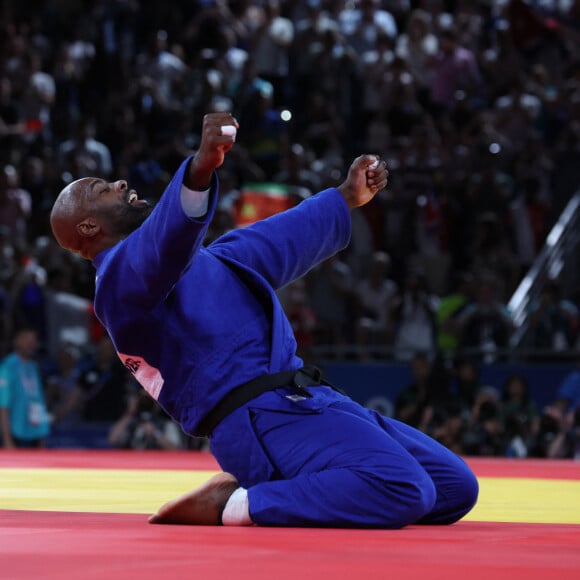 Finale - Teddy Riner ( FRA ) célèbre sa victoire contre Kim Minjong ( KOR ) lors des Jeux Olympiques de Judo à l'Arena Champ de Mars à Paris, France. © Mickael Chavet/ZUMA Press/Bestimage