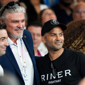 Tony Parker, Thomas Pesquet et David Douillet sont aperçus lors de la demi-finale du judo féminin +78kg pendant les Jeux Olympiques d'été de Paris 2024 à la Champs de Mars Arena, à Paris, France, le 2 août 2024. Photo par Nicolas Gouhier/ABACAPRESS.COM