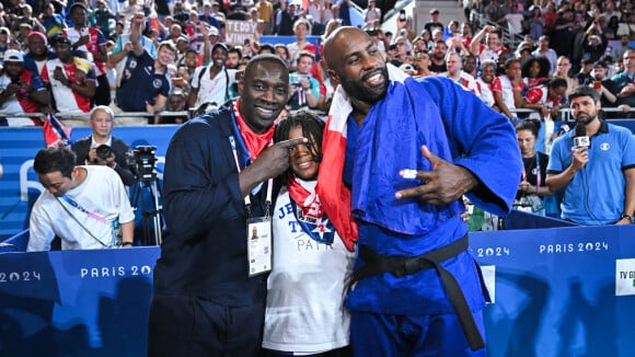 Teddy Riner champion olympique ! Gros câlin avec Omar Sy après la victoire et attention très mignonne de son fils Eden